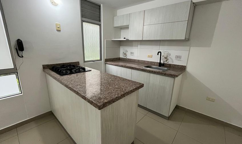 Apartamento,  Prados del Este, Código: 1517