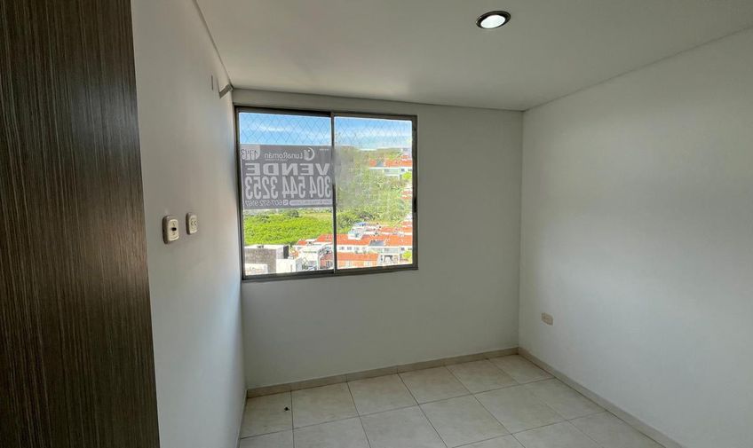 Apartamento, Niza, Código: 1940