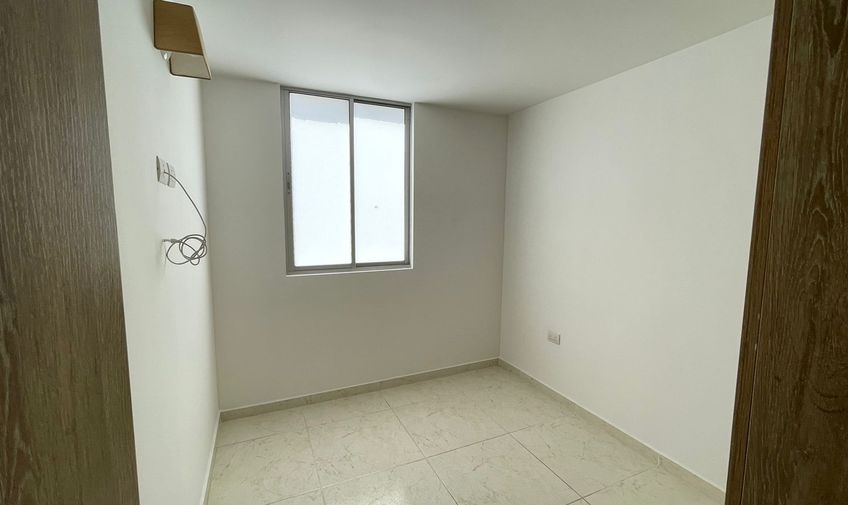 Apartamento, Prados del Este, Código: 1545