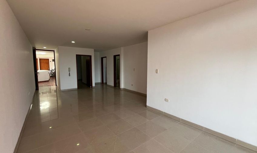 Apartamento, La Ceiba, Código: 1593