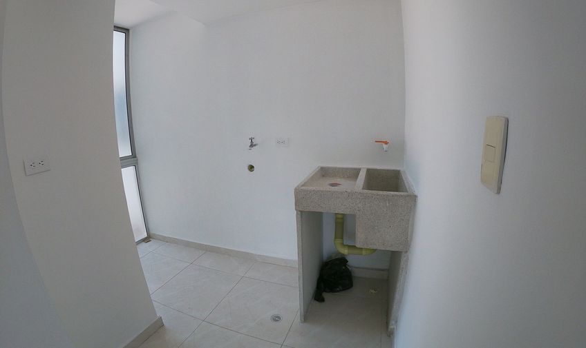 Apartamento, Avenida del Río, Código: 1451