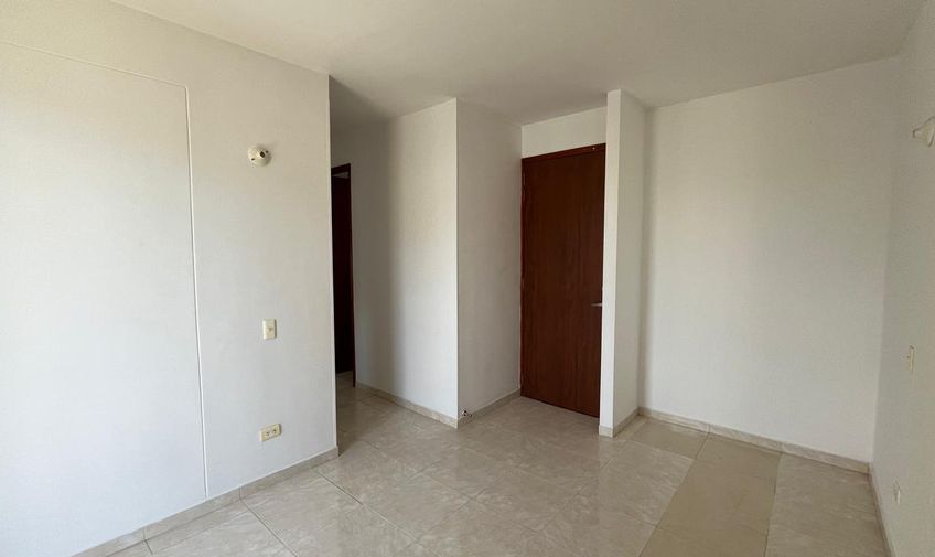 Apartamento, Prados del este, Código: 1098