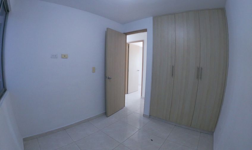 Apartamento, Avenida del Río, Código: 1451