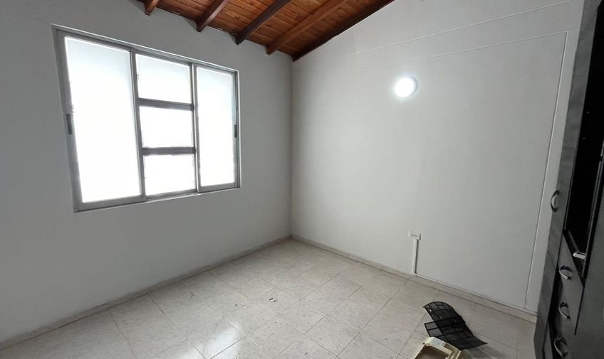 Casa Conjunto, Prados del Este, Código: 1470